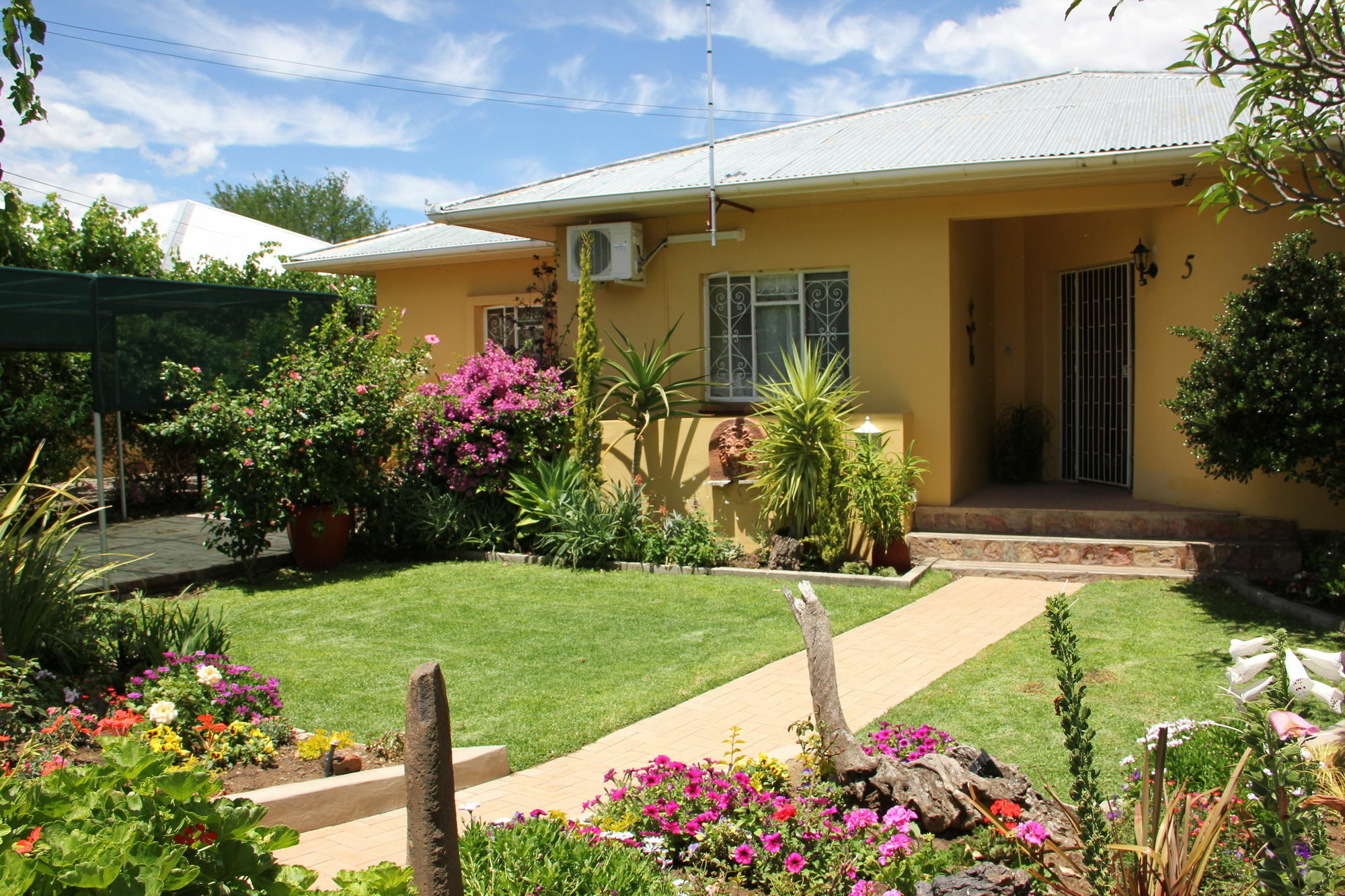 Graaff-Reinet Beau & I Bed & Breakfast エクステリア 写真
